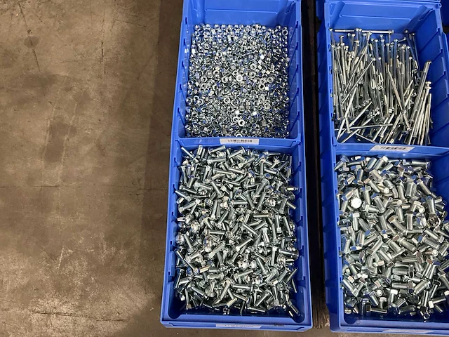 Partij bevestigingsmateriaal - afbeelding 3 van  7