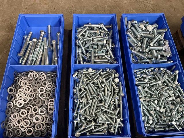 Partij bevestigingsmateriaal - afbeelding 4 van  7