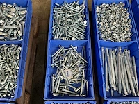 Partij bevestigingsmateriaal - afbeelding 2 van  7