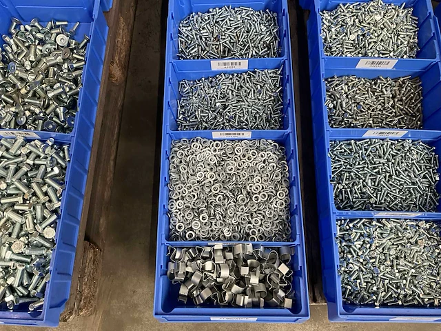 Partij bevestigingsmateriaal - afbeelding 3 van  7