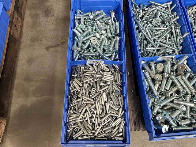 Partij bevestigingsmateriaal - afbeelding 3 van  7
