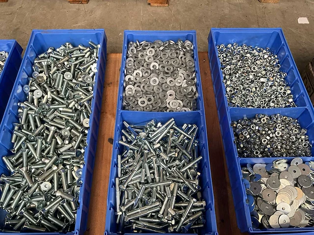 Partij bevestigingsmateriaal - afbeelding 4 van  7