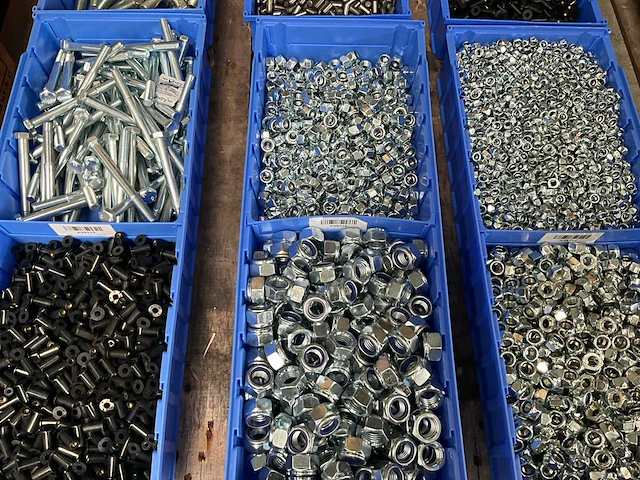 Partij bevestigingsmateriaal - afbeelding 5 van  7
