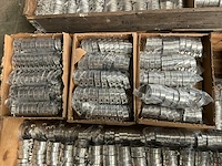 Partij bevestigingsmateriaal - afbeelding 2 van  3