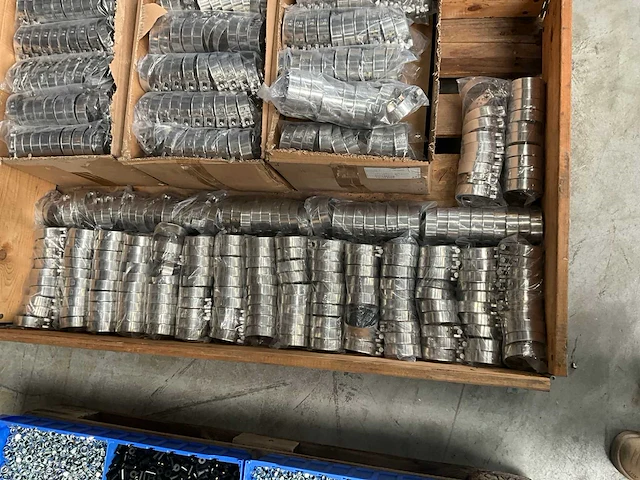 Partij bevestigingsmateriaal - afbeelding 3 van  3