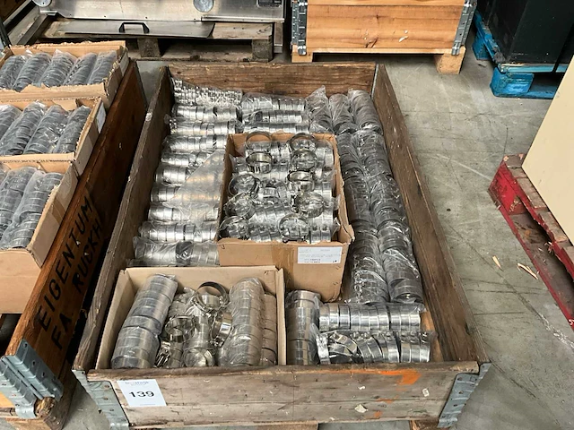 Partij bevestigingsmateriaal - afbeelding 1 van  5