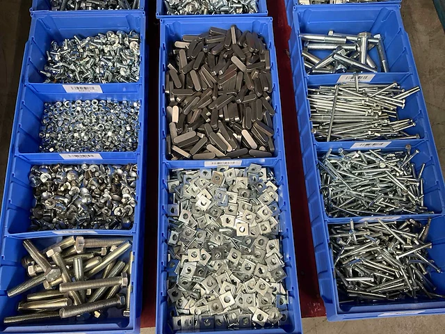 Partij bevestigingsmateriaal - afbeelding 5 van  7