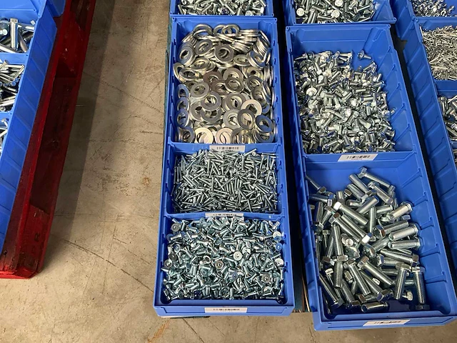 Partij bevestigingsmateriaal - afbeelding 3 van  7