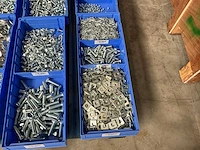 Partij bevestigingsmateriaal - afbeelding 7 van  7