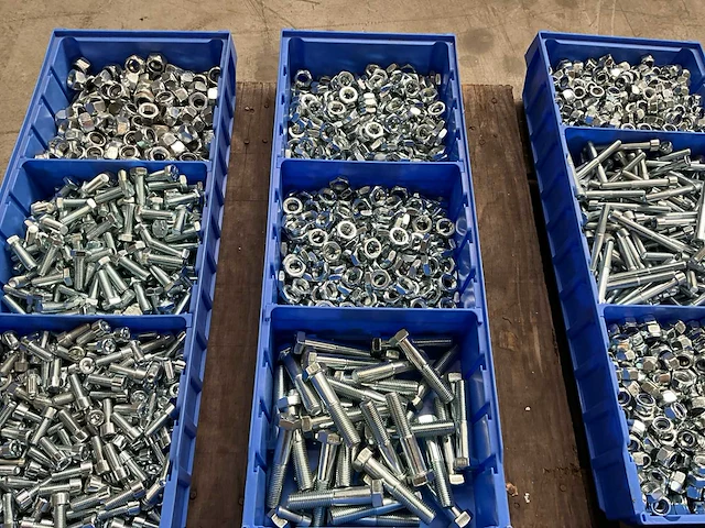 Partij bevestigingsmateriaal - afbeelding 4 van  7