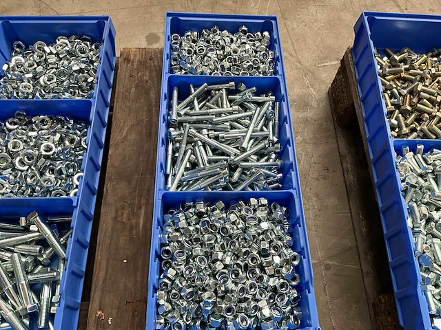 Partij bevestigingsmateriaal - afbeelding 6 van  7