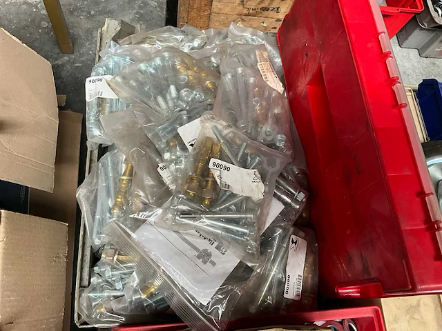 Partij bevestigingsmateriaal - afbeelding 4 van  8
