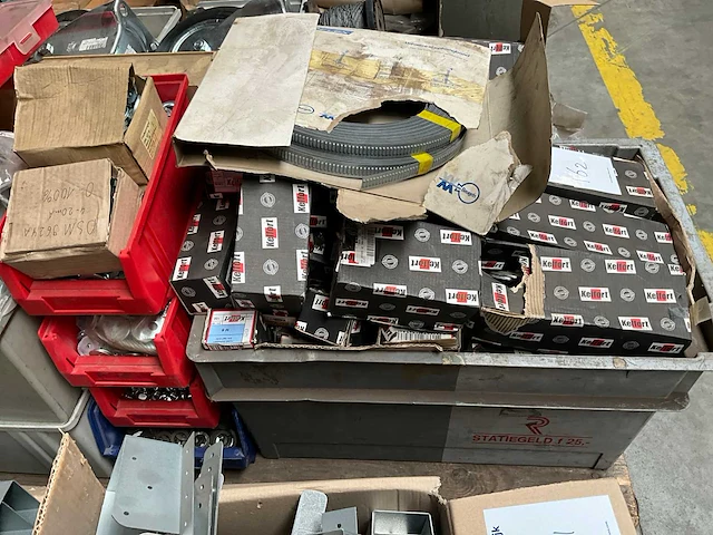 Partij bevestigingsmateriaal - afbeelding 8 van  8