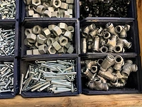 Partij bevestigingsmateriaal - afbeelding 2 van  9
