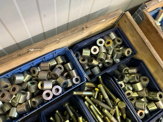 Partij bevestigingsmateriaal - afbeelding 9 van  9