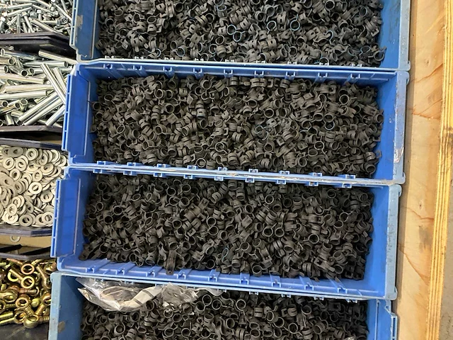 Partij bevestigingsmateriaal - afbeelding 3 van  7