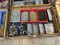 Partij bevestigingsmateriaal - afbeelding 1 van  9