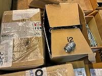 Partij bevestigingsmateriaal - afbeelding 8 van  11