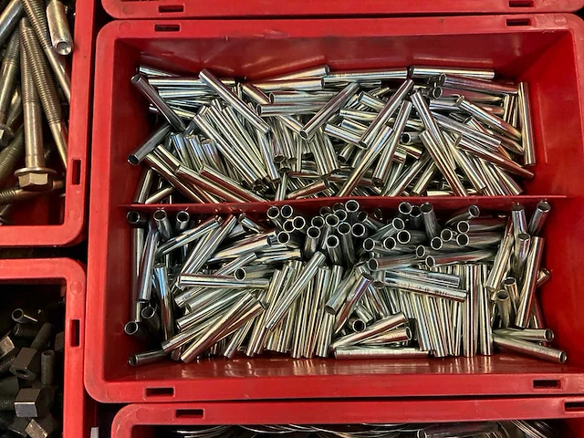 Partij bevestigingsmateriaal - afbeelding 5 van  9