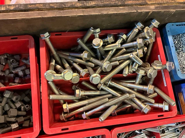 Partij bevestigingsmateriaal - afbeelding 7 van  9