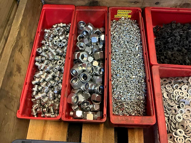 Partij bevestigingsmateriaal - afbeelding 8 van  8