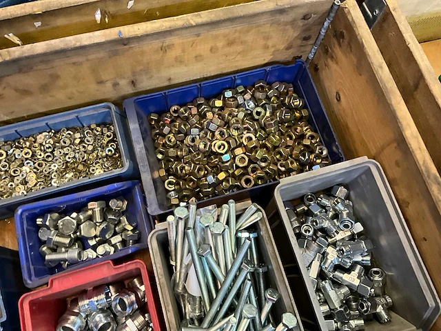 Partij bevestigingsmateriaal - afbeelding 4 van  10