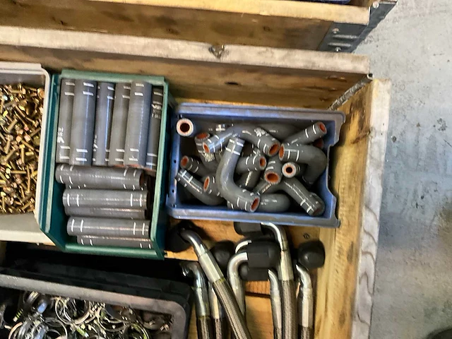 Partij bevestigingsmateriaal - afbeelding 9 van  10