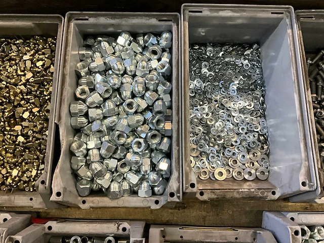 Partij bevestigingsmateriaal - afbeelding 5 van  7