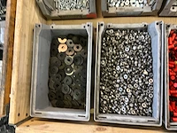 Partij bevestigingsmateriaal - afbeelding 2 van  8