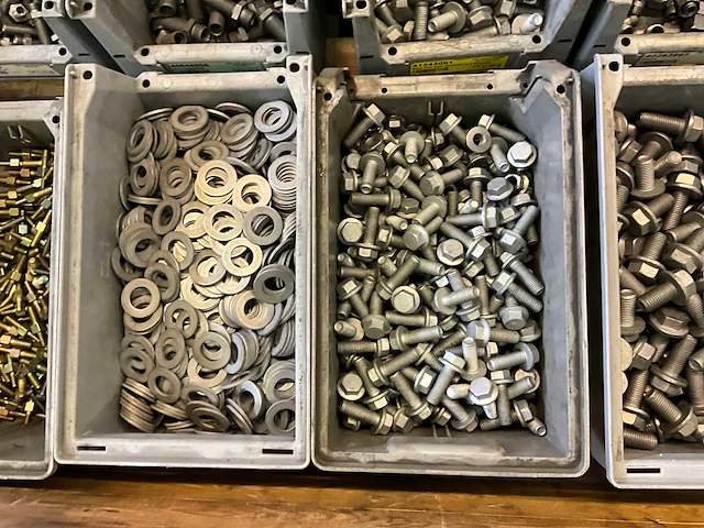 Partij bevestigingsmateriaal - afbeelding 4 van  7