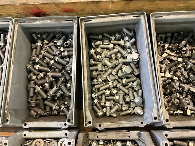 Partij bevestigingsmateriaal - afbeelding 5 van  7
