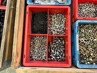Partij bevestigingsmateriaal - afbeelding 2 van  9