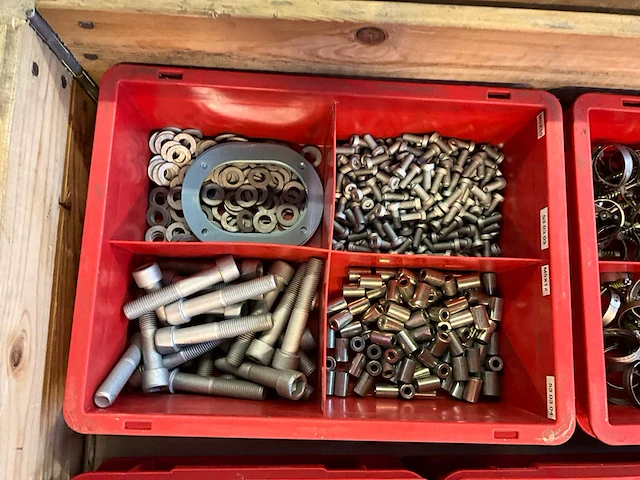 Partij bevestigingsmateriaal - afbeelding 4 van  10