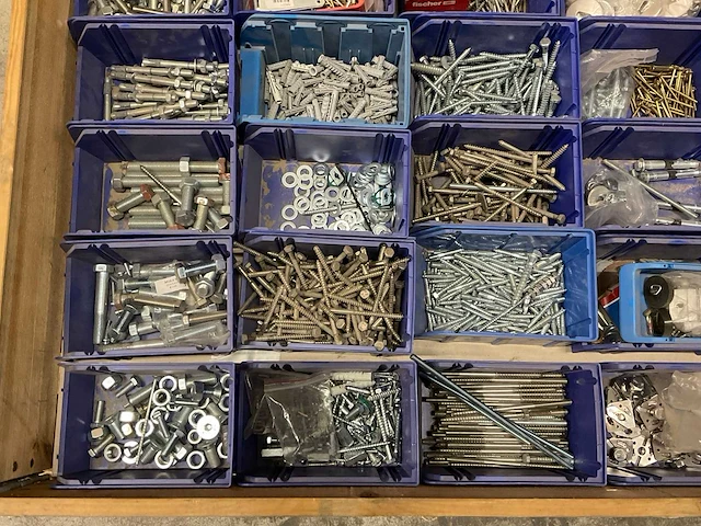 Partij bevestigingsmateriaal - afbeelding 4 van  5