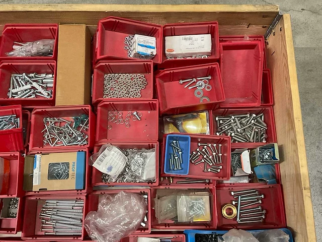 Partij bevestigingsmateriaal - afbeelding 2 van  5
