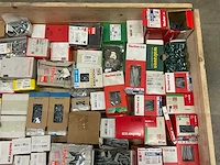 Partij bevestigingsmateriaal - afbeelding 4 van  5