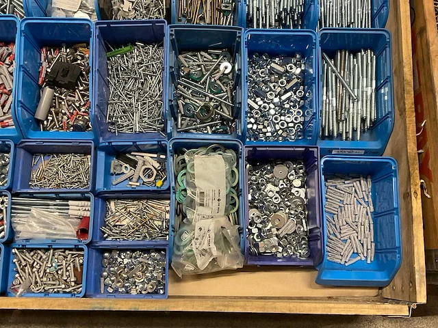 Partij bevestigingsmateriaal - afbeelding 3 van  5