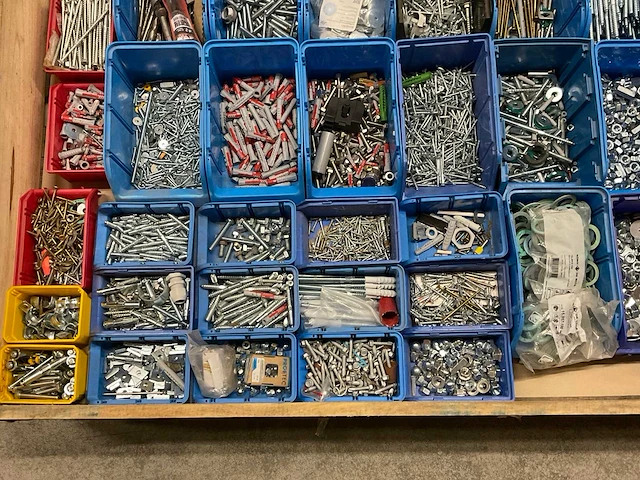Partij bevestigingsmateriaal - afbeelding 4 van  5