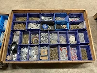 Partij bevestigingsmateriaal - afbeelding 1 van  5