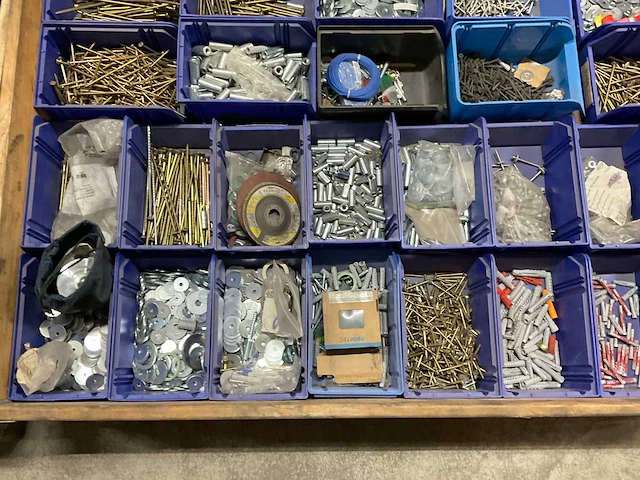 Partij bevestigingsmateriaal - afbeelding 4 van  5