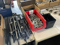 Partij bevestigingsmateriaal - afbeelding 1 van  5