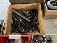 Partij bevestigingsmateriaal - afbeelding 3 van  5