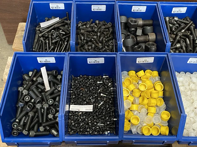 Partij bevestigingsmateriaal - afbeelding 7 van  10