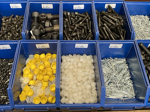 Partij bevestigingsmateriaal - afbeelding 8 van  10