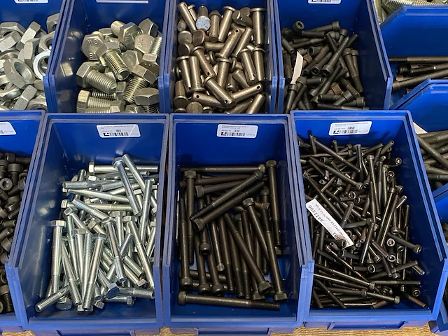 Partij bevestigingsmateriaal - afbeelding 7 van  10