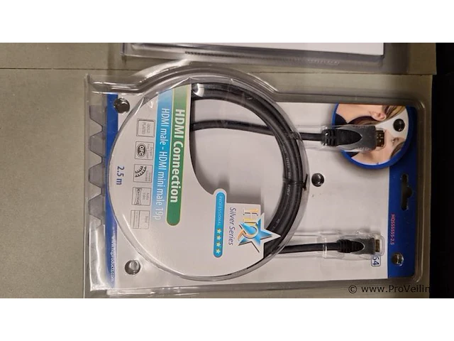 Partij bevestigingsmaterialen en hdmi-kabel - afbeelding 4 van  5