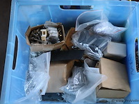 Partij bevestigingsmaterialen o.a. schroeven, bouten & moeren - afbeelding 8 van  11