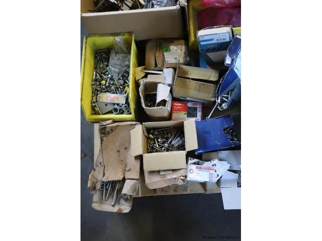 Partij bevestigingsmaterialen o.a. schroeven, bouten & moeren - afbeelding 9 van  11