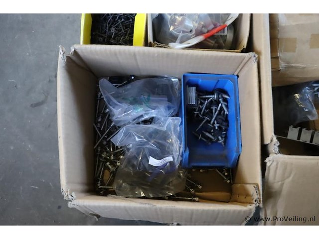 Partij bevestigingsmaterialen o.a. schroeven, bouten & moeren - afbeelding 11 van  11