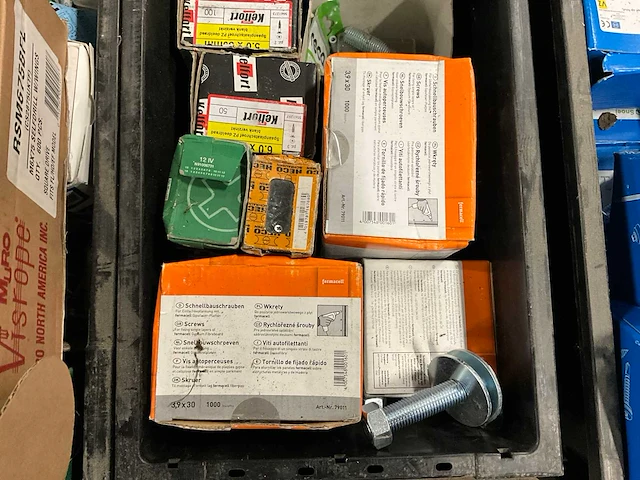 Partij bevestigingsmaterialen - afbeelding 5 van  18